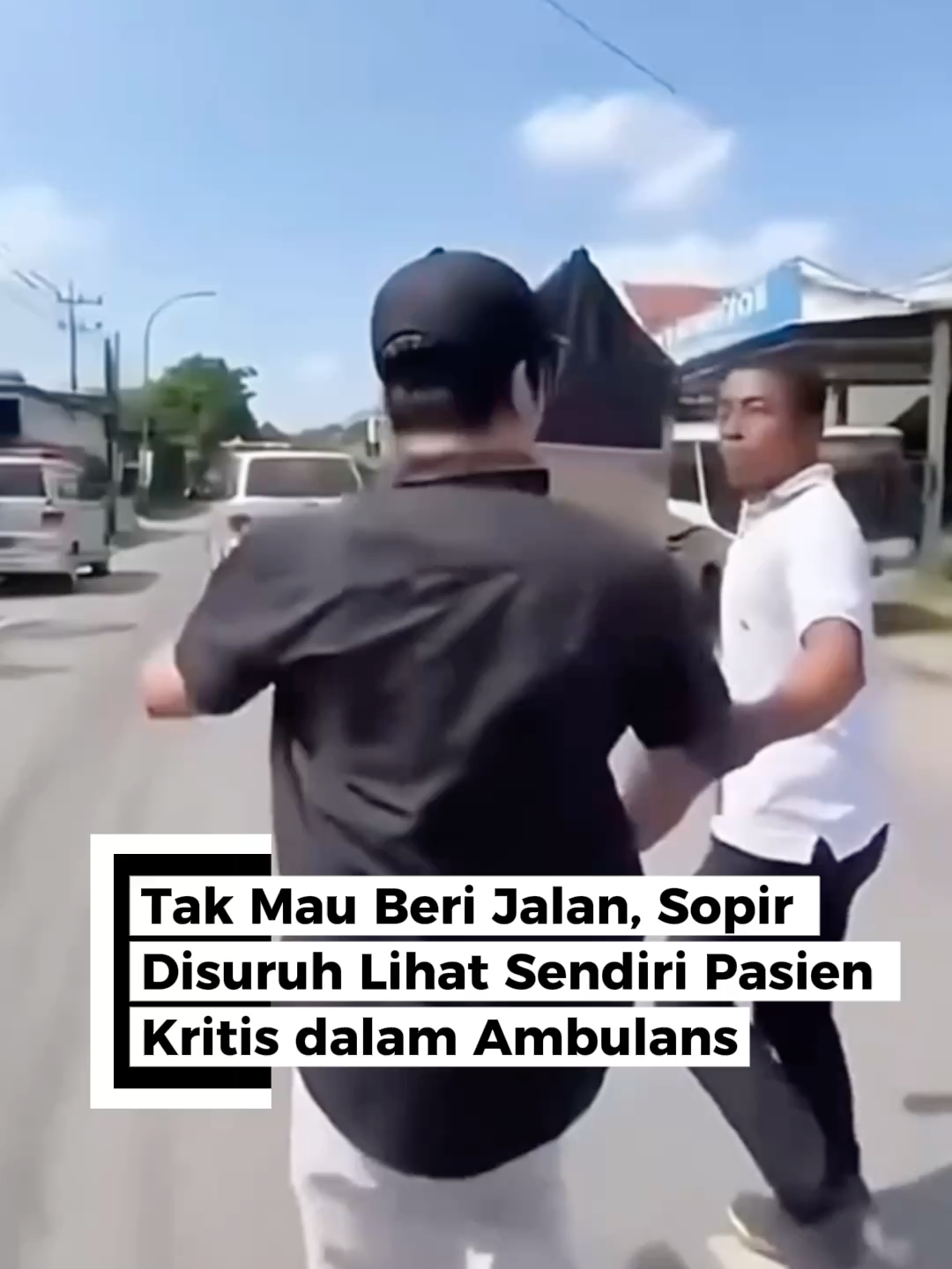 Tak Mau Beri Jalan, Sopir Disuruh Lihat Sendiri Pasien Kritis dalam Ambulans #ambulance