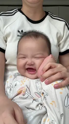 Alo, ông bô đâu, zề gấp zề gấp, giải cíuuu toaiii cái coiiii 🤪🤪 #meme #babyboss #cutebaby #fyp #viral 