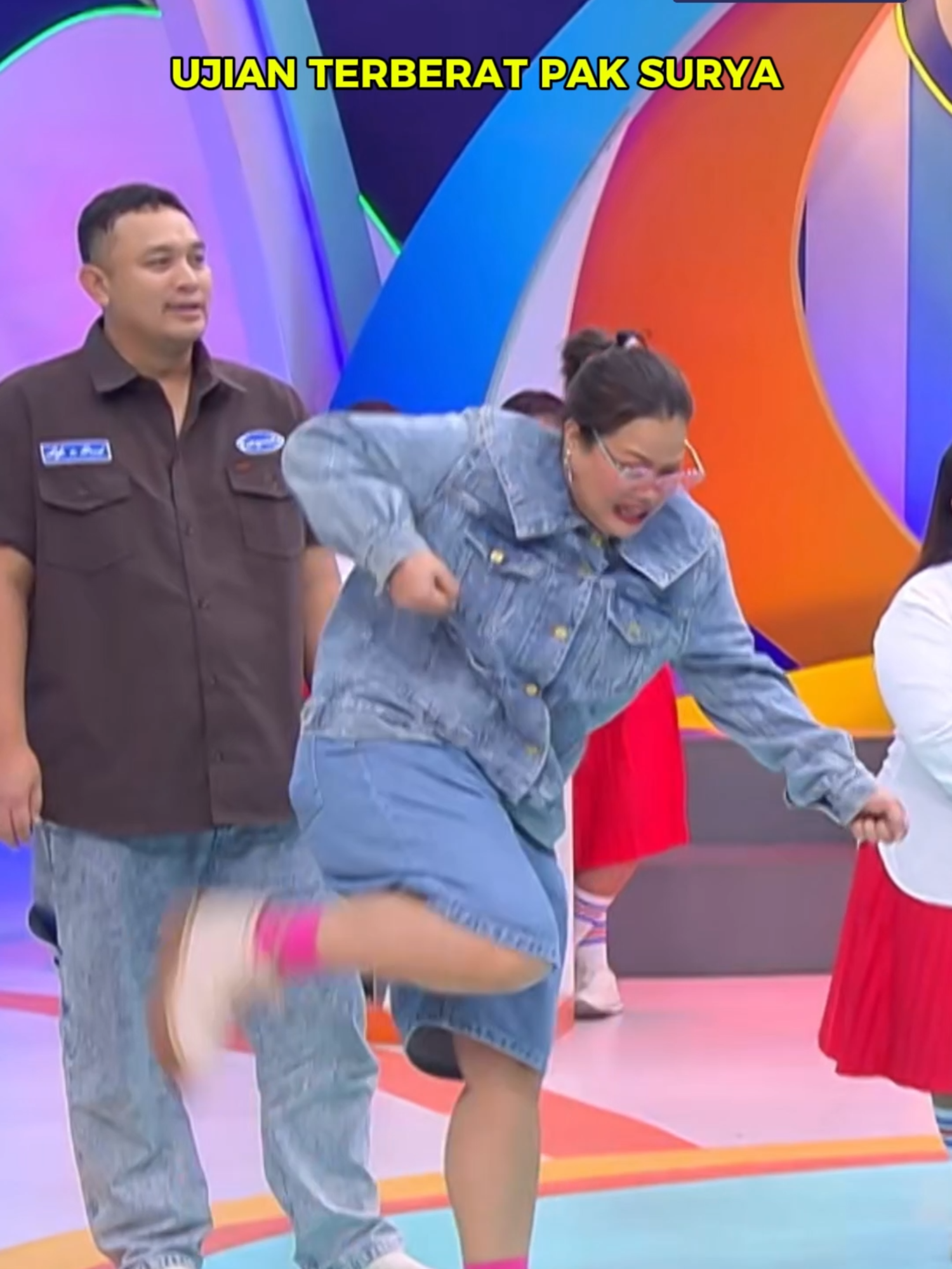 Pak Surya cuma bisa nyebut kalo dapet kombo Kapten Okky dan Gilang 🤣 #arisan #arisantrans7 #arisankomedi #suryainsomnia #okkylukman #gilangdirga