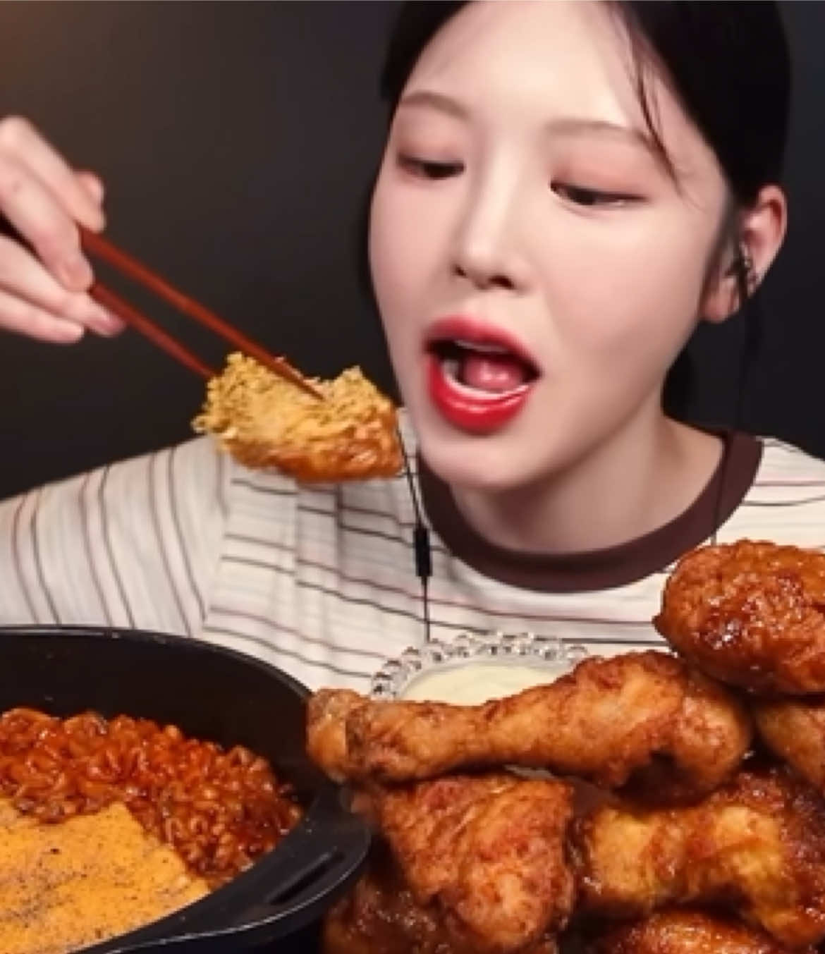 Mukbang asmr eat with Boki noodles fried chicken #asmr #mukbang #viral #noodles #eatwithboki 