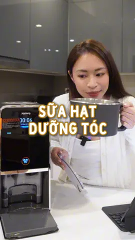 trong cuộc chiến sinh tồn này tôi thật sự muốn làm một con tướng khoẻ mạnh và nhiều tóc 🙂‍↕️🙂‍↕️ ai theo tôi thì chịu khó nấu sữa hạt mè đen nhá, nấu bằng máy của @Joyoung Vietnam nữa thì tuyệt vời 😝  #nglethuthuy #joyoungvietnam #enjoybeinghealthy #1joyoungeverytaste #maynausuahat 