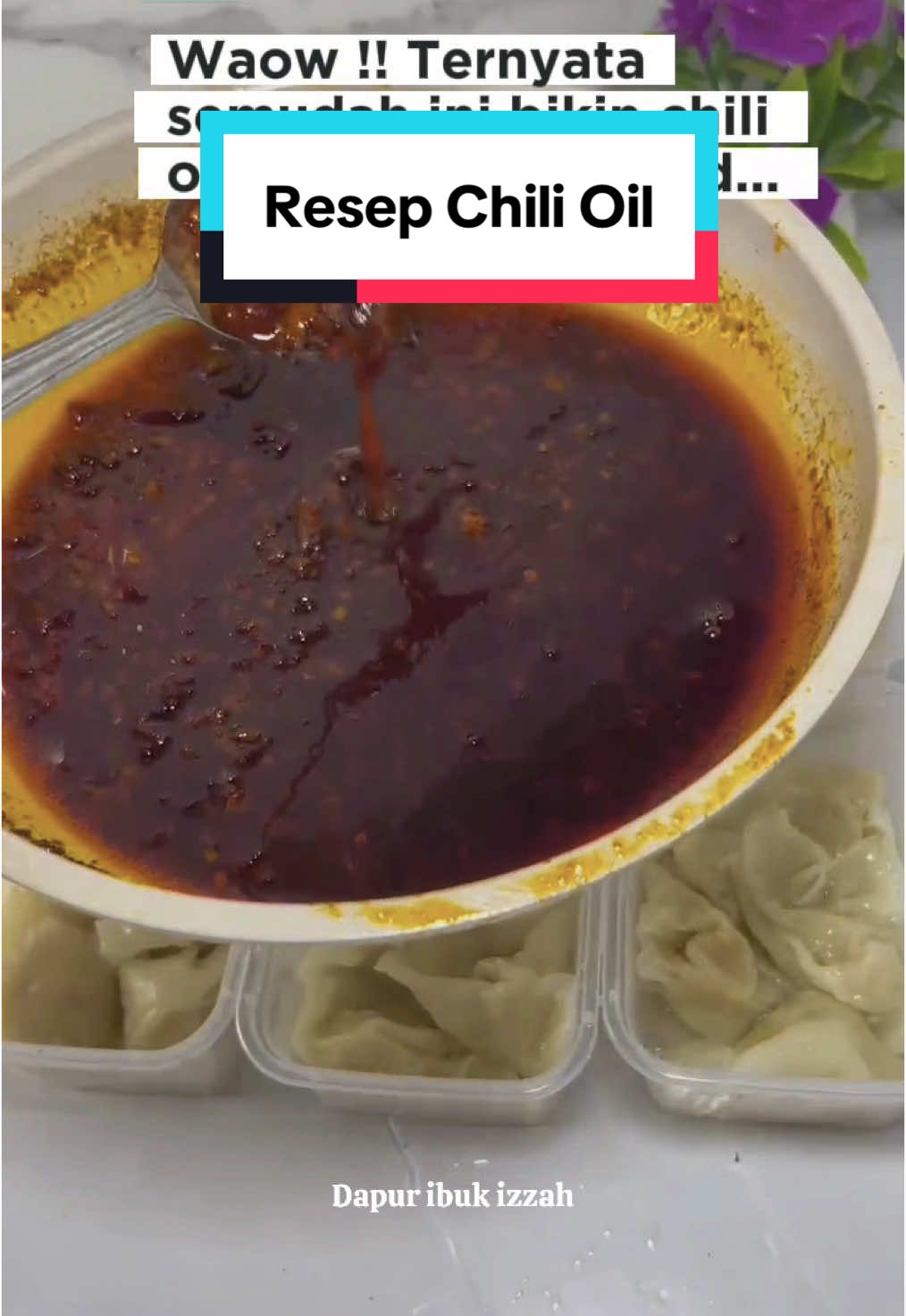 Ini yaa resep chili oil yg aku buat makan sama wonton ayam kemaren 😇 selamat mencoba #chilioil #chilioilenak #resepchilioil 