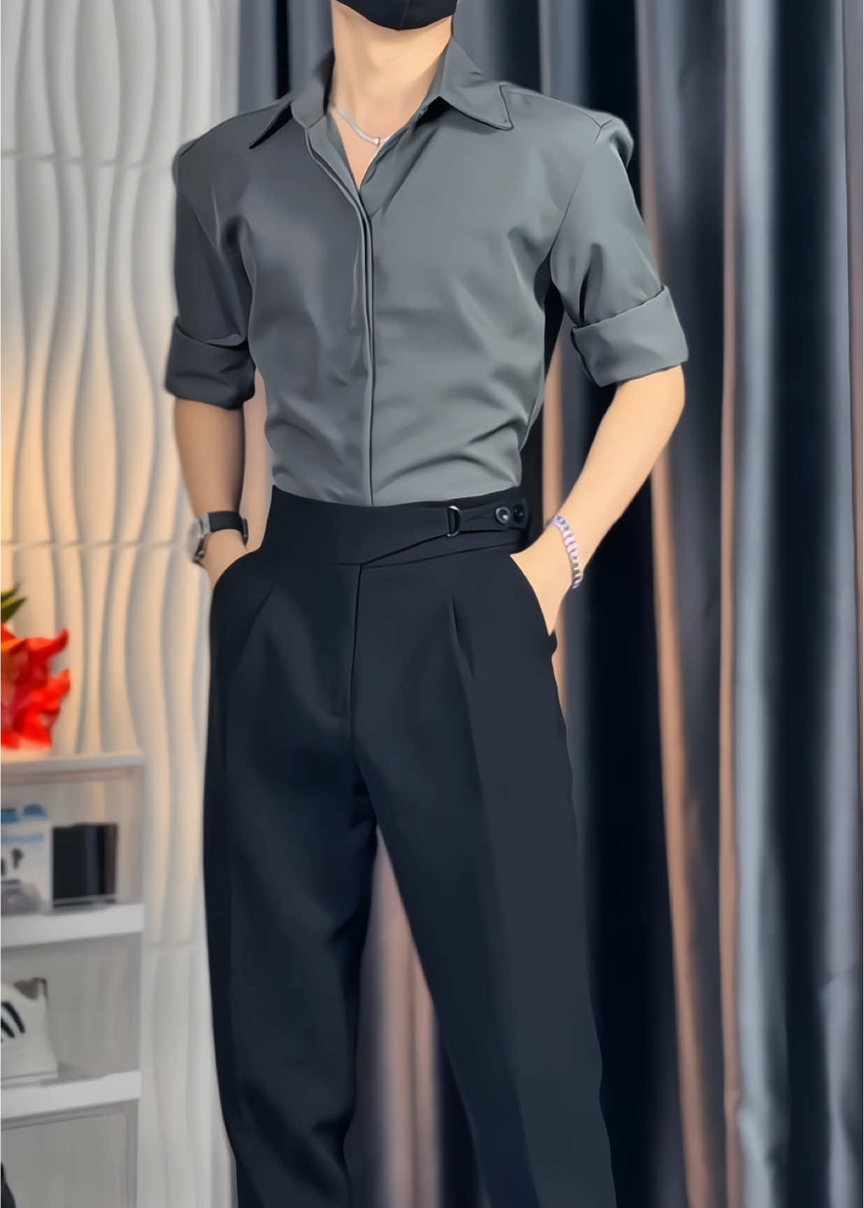 💥 Áo Sơ Mi Tôn Vai SILAS Ver2 – phiên bản nâng cấp đáng tiền: ✔️ Cổ & tay áo cứng cáp, đứng form. ✔️ Vải dày hơn, hơi bóng nhẹ, nhìn cực sang. ✔️ Giữ form – chống nhăn vượt trội. 👉 Mặc đi làm, đi chơi đều auto lịch lãm! #aosominam #sominam #silas #ThờiTrangNam #fyp 