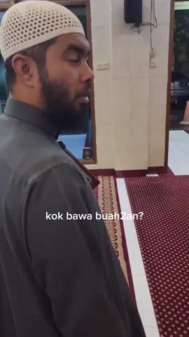 Bismillah, Safdak Jaksel - Bekasi, insyaAllah Sabtu 20 Sepetember 2025 1. Jam 13.00 : 15.00 Masjid Al Azhar Pusat, Jaksel 2. Jam 18 : 30 lanjut bada Isya   Masjid di Masjid Raya Palapa Baitussalam, Pasar Minggu, Jaksel Ahad 21 September 2025 1. Kajian Subuh di Masjid Al Ghodfan Thariq bin Ziyad, Gading Terrace, Tambun Utara (Muhammadiyah PCM Bekasi) 2. Jam 12.30 - 14.30 Masjid al Ihsan PTM VJS Bekasi Semoga Allah mudahkan semua, aamiin