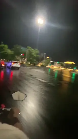 semarang habis hujan canduu🥺#semarang24jam#vibes#sad 