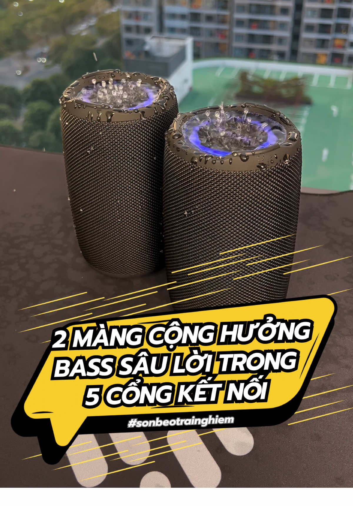 Phòng tầm 20m2 đổ lại nghe con này là hết bài. Chất âm ngon, bass sâu mà nghe vocal vẫn trong trẻo. Đa dạng các kiểu kết nối USB, thẻ nhớ, jack3.5, Bluetooth và cắm được micro bằng jack 3.5. Quá thực dụng #sonbeotrainghiem #loamini #zealot 