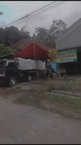 membangun usaha seperti membangun rumah , kita harus nunda kesenangan smpek usaha kita bikin senang dan itu masih belum sempat slama 2thn ini #blitar24jam #pupukorganik #bumisuburofficiall #fyp #CapCut 