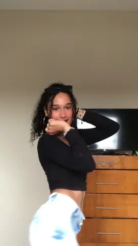 #tyladance #isittylatrend #isittyla #foryoupage #foryou 