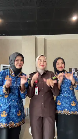 butuh waktu 8 tahun buat ada di titik ini bareng” 🥲 proud of us!💖 @Bels @din✨ #fypage #fyp #foryoupage #asn 