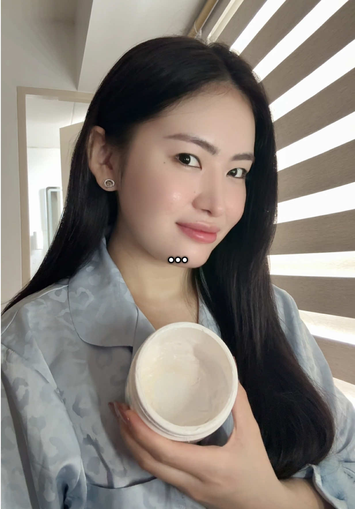 Watch til the end 👀✨ #fyp #whitening #whiteningcream #angelsskin #whiteassnow