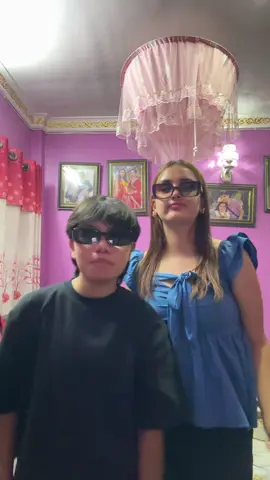 😎