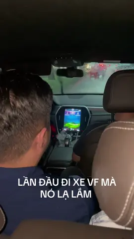 NÓ LẠ LẮM… #xuhuongtiktokk #tintuc #vinfast #tp #vietnam 
