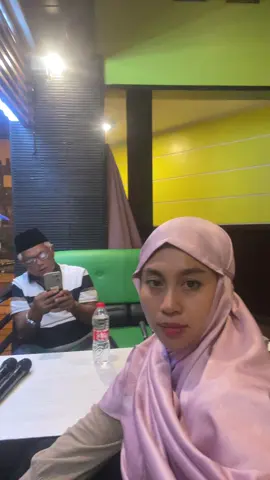 Alhamdulillah… cooling down sudahi pertengkaran. Ayo kita hidup damai…