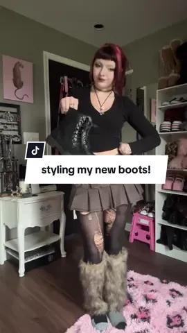 i wore these for a 9 hr shift and they were comfy #fyp#foryou#fashion#grwm#style 
