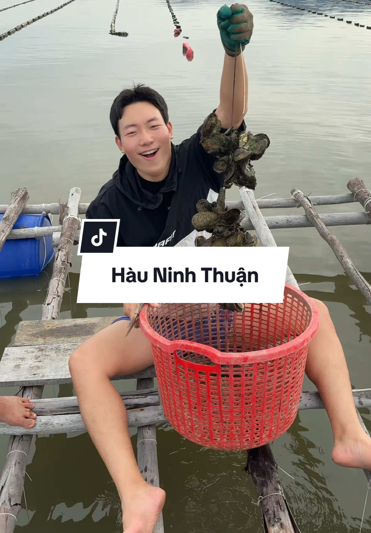 Trải nghiệm cào hàu ở Ninh Thuận nè mọi ngườiii #hojuna #fyp #vinhhy 