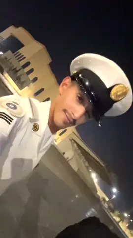 اخر اثنين يطلعون والحمدلله على طيب المنتهى واسترو ما واجهتم❤️#viral #fyp #تخرج  #معهد_الدراسات_الفنية_للقوات_البحرية #مالي_خلق_احط_هاشتاقات 