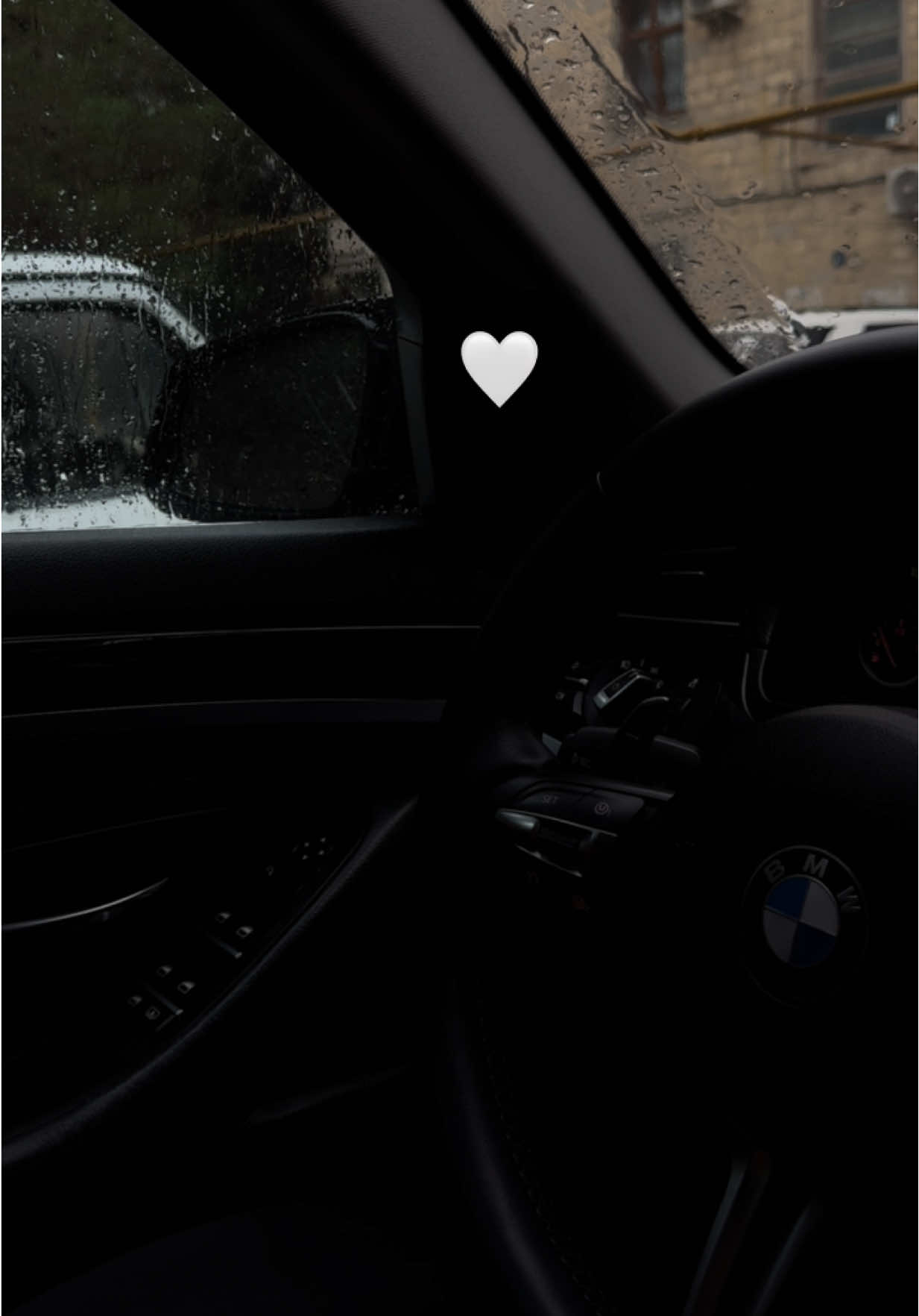 🌧️🩵 #bmw #rain #bmwlife 