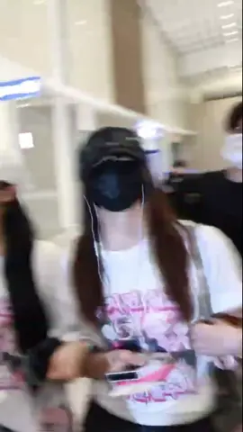 safe flight carmen✈️💗 #carmen #hearts2hearts #카르멘 