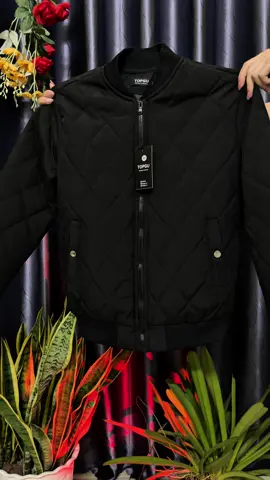 Áo khoác Bomber trần trám TOPGU siêu đẹp, vải bông 3 lớp, dày dặn trẻ trung Menswear... #ao #aokhoac #aokhoacnam #aokhoacbomber #outfit 