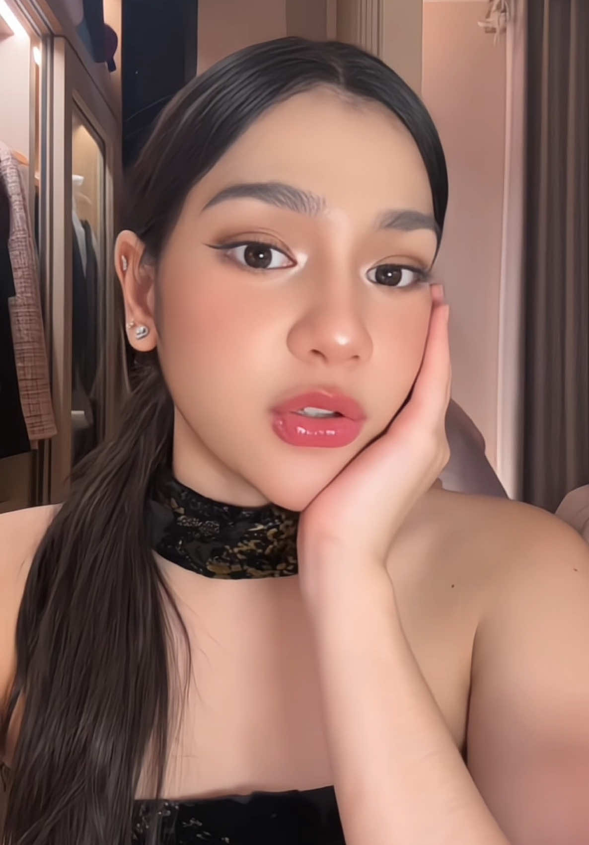 capeee hhh🥺