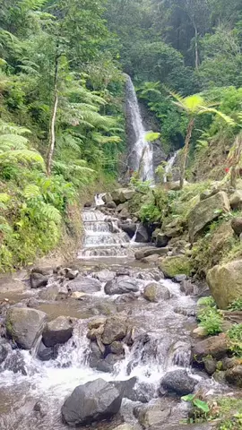 #AIRTERJUNWATUPAYUNGSEGOROGUNUNGKEMUNINGARGOYOSOKARANGANYAR#