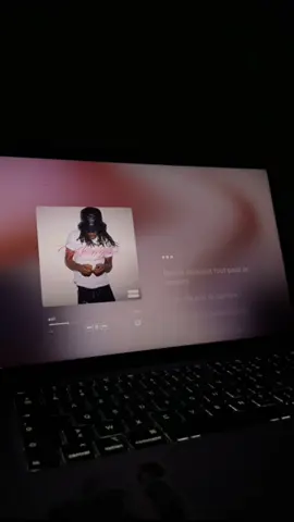 Jeune Morty- camera📷 #applemusic #pourtoi #JeuneMorty #macbook #fyp 