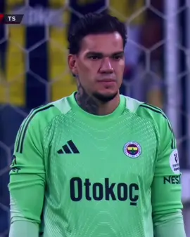 İrfan sal oğlum babaya kaleyi #ederson #irfancaneğribayat #fenerbahce #kale 