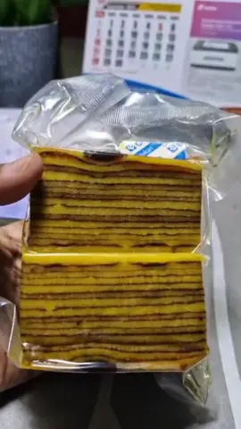 unboxing roti lapis legit beli dari tiktok #unboxing   #fyp   #rotienak  #lapislegit  #promoseruweekend 