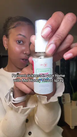 2 sprays a day to keep the doctor away #manukahoney #propolis #preventative 