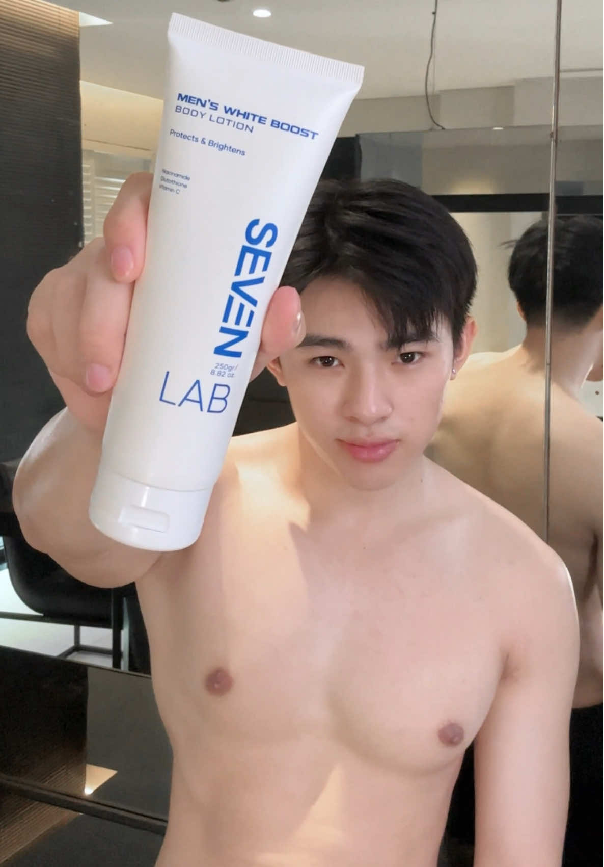 Chăm sóc làn da trở nên trắng sáng cùng Sevenlab! Kem body hỗ trợ trắng da hiệu quả, thấm nhanh, không bết, cho body mịn mướt tự tin mỗi ngày! #sevenlab #suaduongthetrangda #trangda #duongtrang #danhchonam 