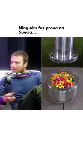 Qual a sua opinião sobre o futuro do ensino? 💡 Confira os cortes do @giga.cast e compartilhe suas ideias! Vamos juntos transformar a educação! #ensino #startup