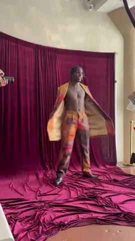 Photoshoot Complete 😎🫵🏿😘 I Had soo much fun with it!!! New music on the way!!!!  AUNTIE THIS FOR YOU 😍 #americanidol #JamalRoberts #viral #Missingyouinmississippi #jamalroberts