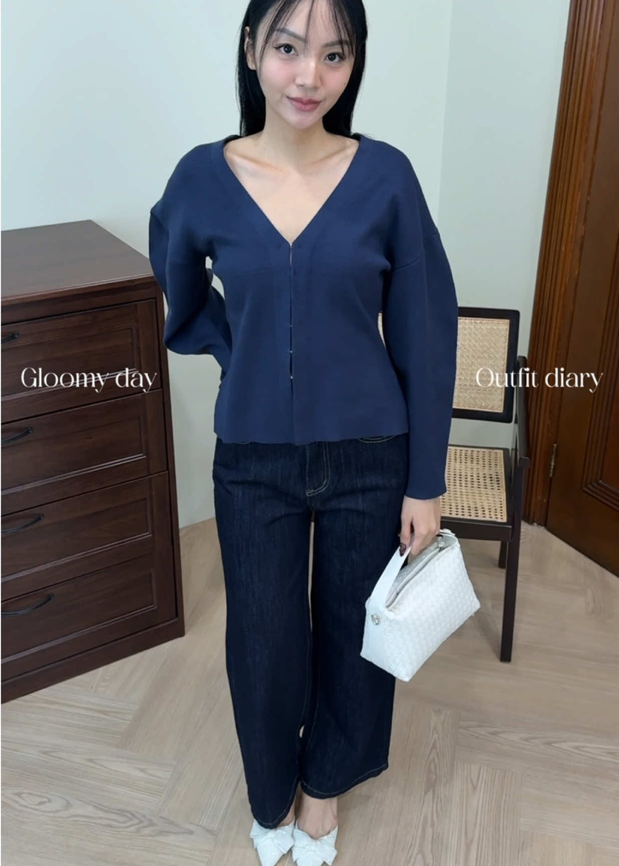 Gloomy day outfit ideas 🌧️ #belilokal #gajiansale #wajibgajian 