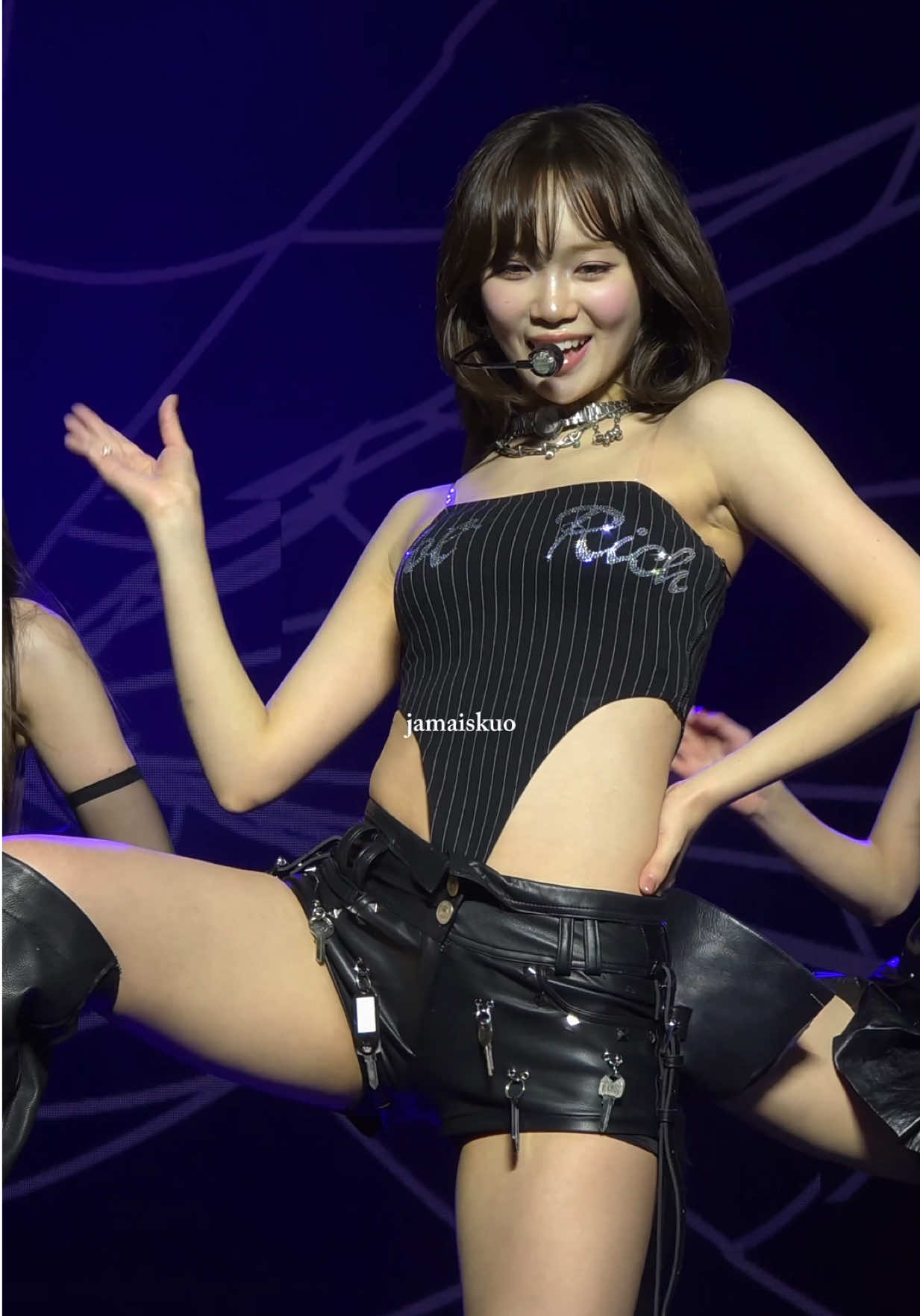 DA, DA DA DA!  (vc: jamaiskuo) #chaewon #kimchaewon #lesserafim #easycrazyhot #fancam 