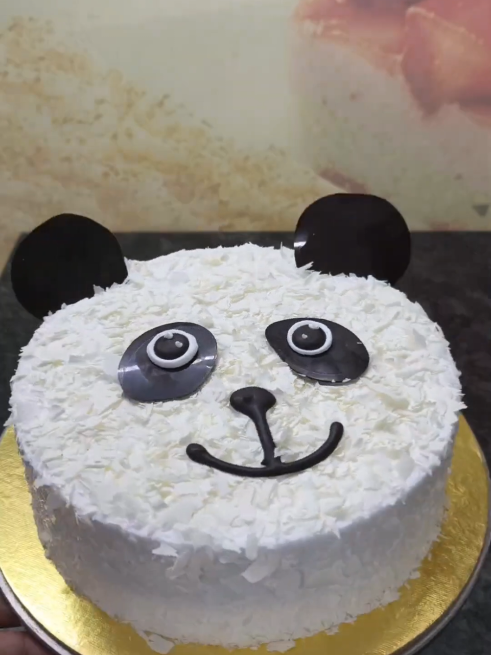Panda 🐼🐼 cake easy decoration #cakedecoratingvideos #trendingvideo #viralditiktok #design #cakedecorating 