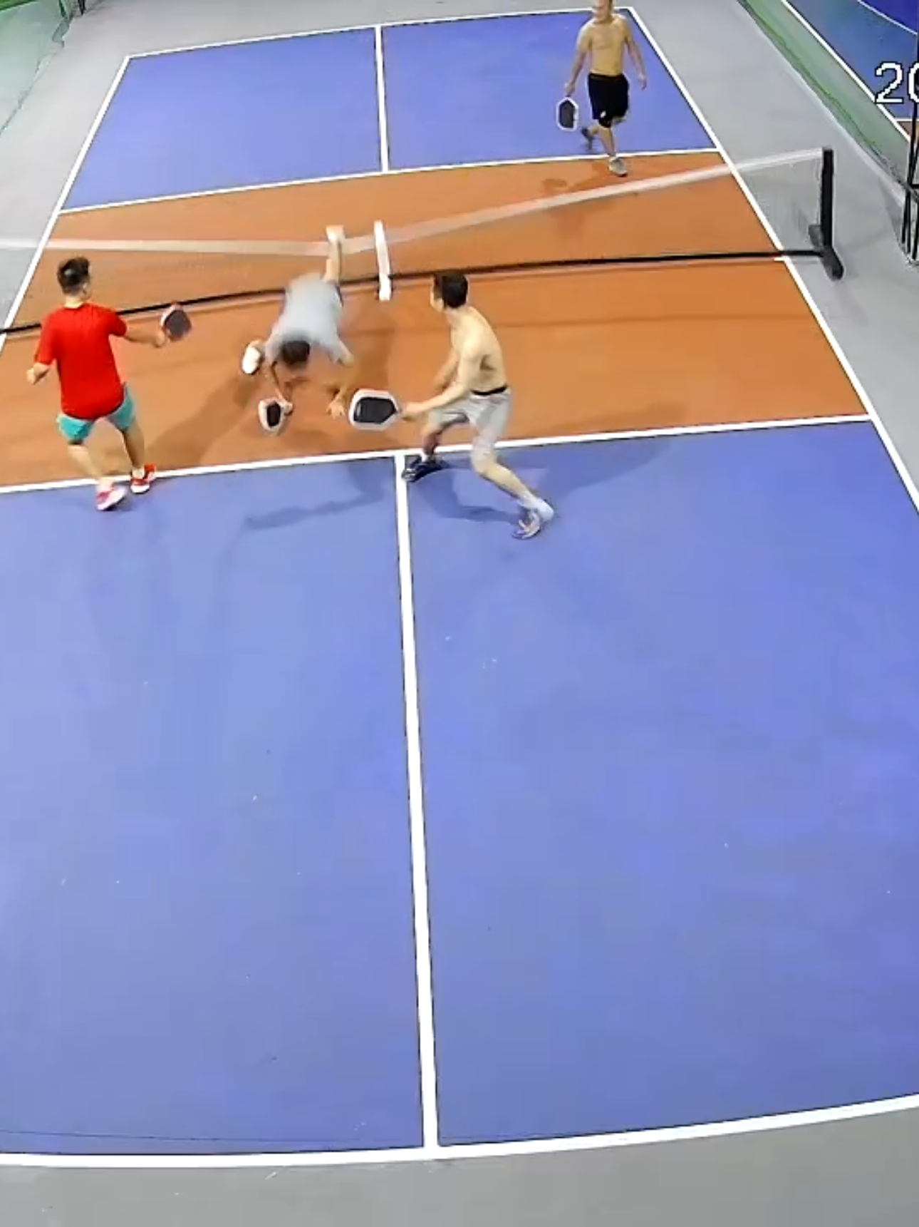 Không bao h bỏ cuộc 😂 mà đau quá ạ, uiiii.... #pickleball #bosaopickleball #funnytiktok 