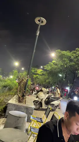 #xh hồ tây tối buồn 