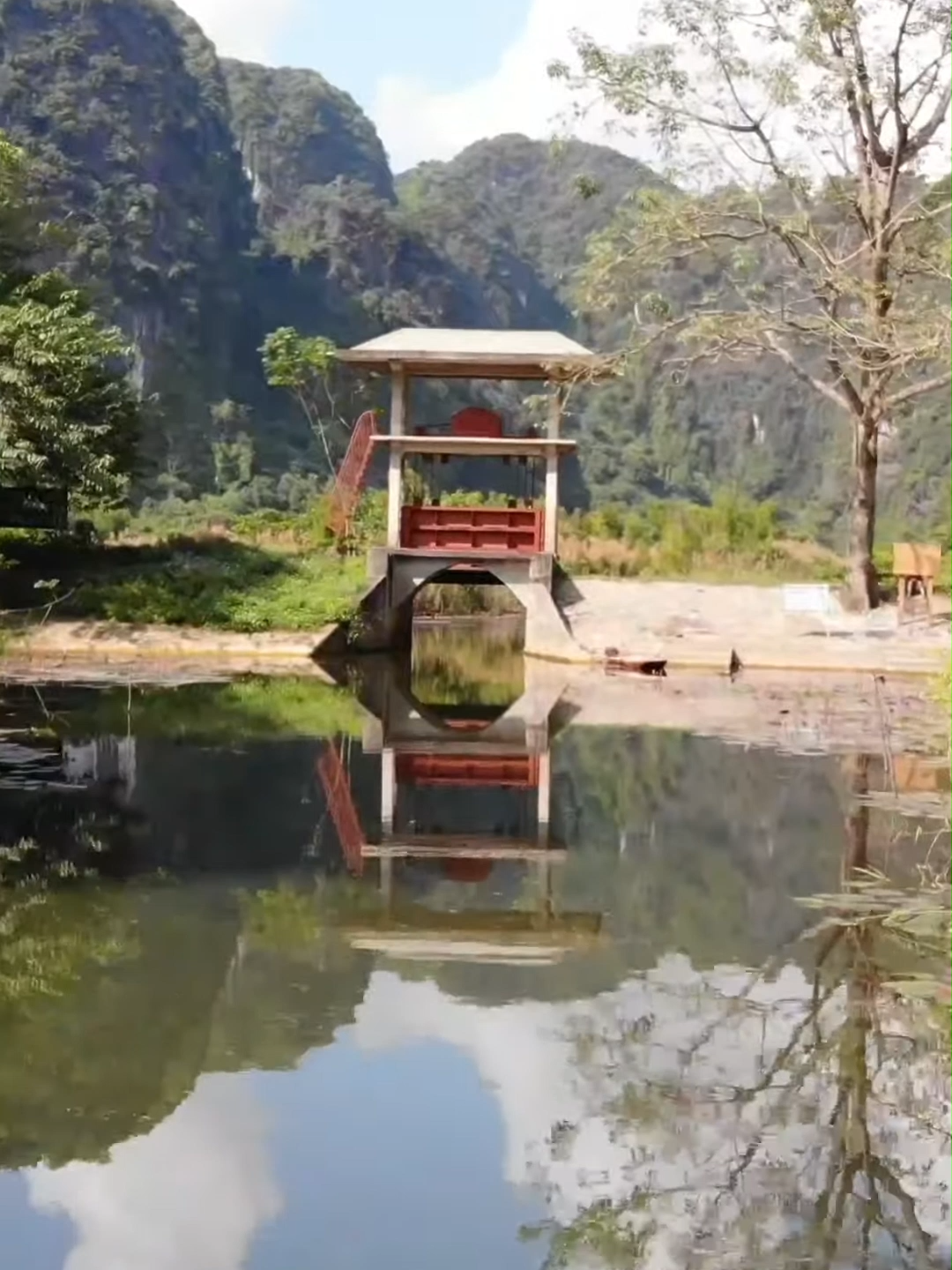 #checkinninhbinh #traveltiktok #travel #travelling #travelblogger #traveller #traveler #traveltheworld #checkinvietnam #homestay #resort #hotel #village #bungalow #ninhbinhtravel #salinahotel #newwayhomestay #trending #viral #viralvideo