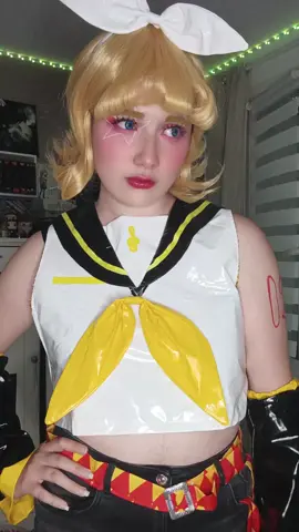 #rinkagamine #rinkagaminecosplay #vocaloid #vocaloidcosplay #cosplay 