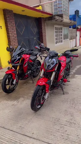 Dos Diferentes Personalidades Pero Mismos Gustos 😈😘🥰#benelli180s #paratiiiiiiiiiiiiiiiiiiiiiiiiiiiiiii #progreso #❤️ #biker 