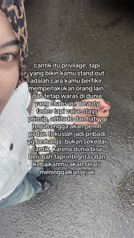 tetap menjadi orng baik versi diri sendiri❤️#fouryoupage #fotolive #wanitahebat #xybca 