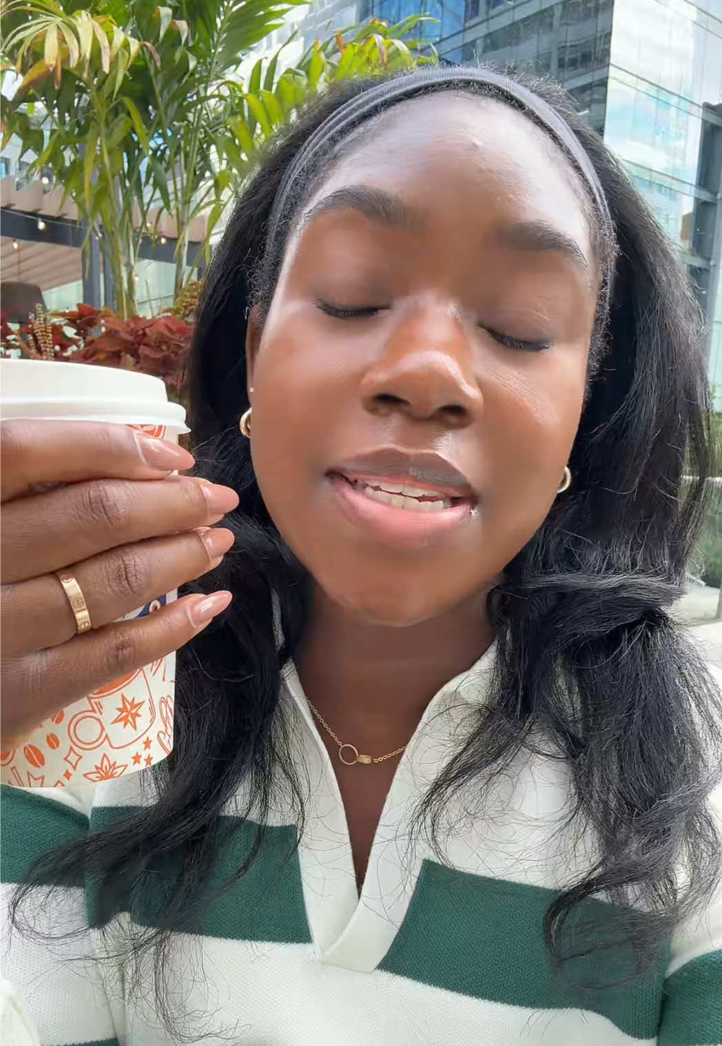 If you’re trying to become a better public speaker, listen to Barack Obama. I could listen to Obama speak forever. I attended a rally of his back in 2008, before the election, and one thing that’s always stood out is how well he speaks.  #publicspeaking #barackobama #wellspoken #thepowerofthepause #intention 