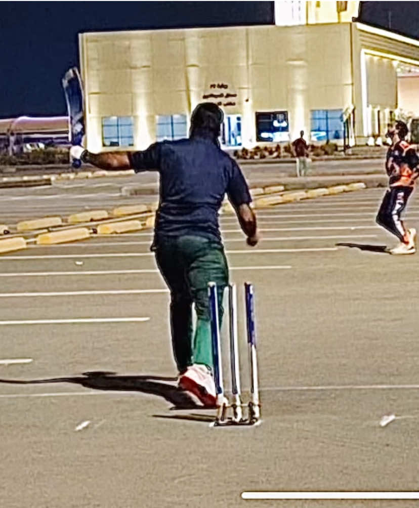 کبوتر بتانے لگے ہیں بازکو کہ اڑنا کیسےہے🙂🏏♥️#creatorsearchinsights #tapball #viral #six #saudiarabia🇸🇦 @Allaudin khan @Saqi🥂 @Cricket Khel Jawan 🏏 @Abdul wahid @Farasat_Afridi @Saudi Cricket Federation 🇸🇦✔ 