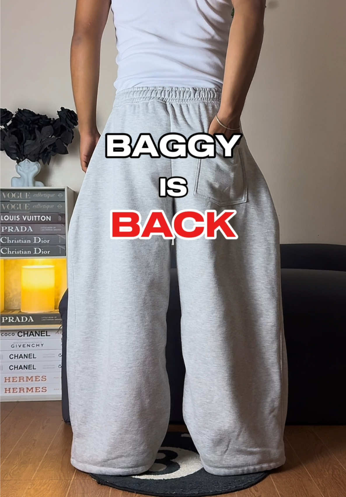 baggy is back, baggy sweat pants. #BaggySweatpants #OOTD #ComfortableStyle #FashionTrends #BaggylsBack. 