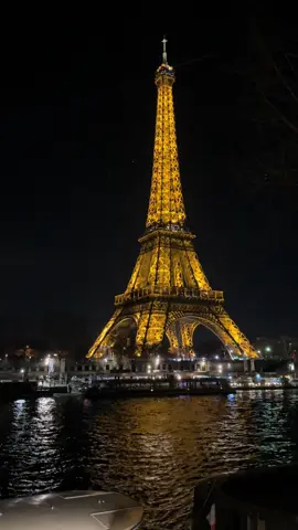 📍Paris, France🇫🇷❤️