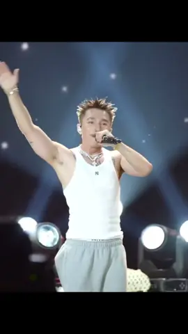 Có biết bao nhiêu điều còn đang vấn vương.. #sontungmtp #dunglamtraitimanhdau #happybee #xuhuongtiktok 