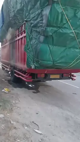 #truckmuatkasurterbakar#fypfiralシ #kendal#fypppppppppppppp 