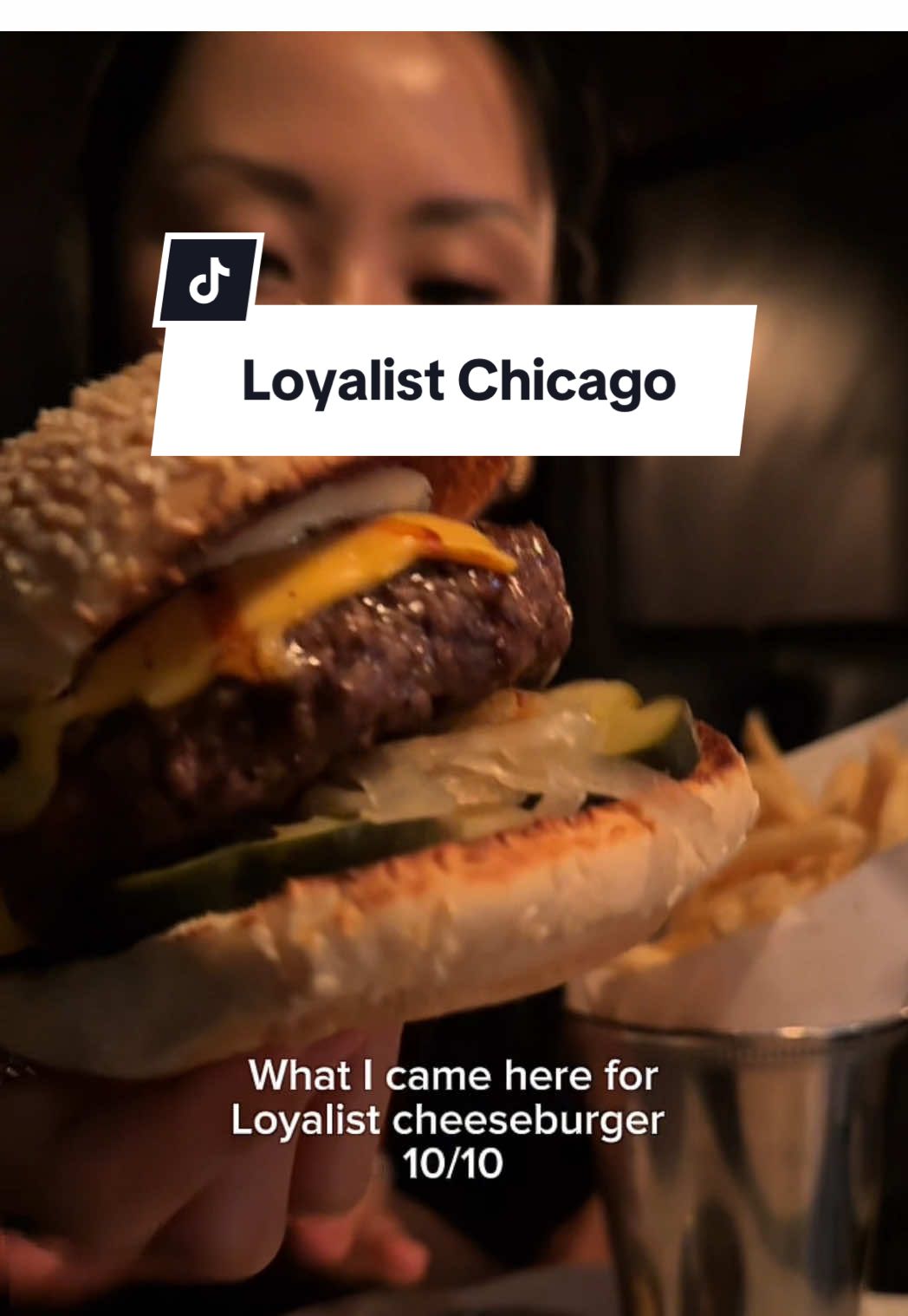 The best carby dinners are at Loyalist in Chicago. Thanks to my husband for ordering 70% of the menu, I officially full for the next week.  #chicagorestaurants #RestaurantReview #chicago #foodreview #chicagofood 