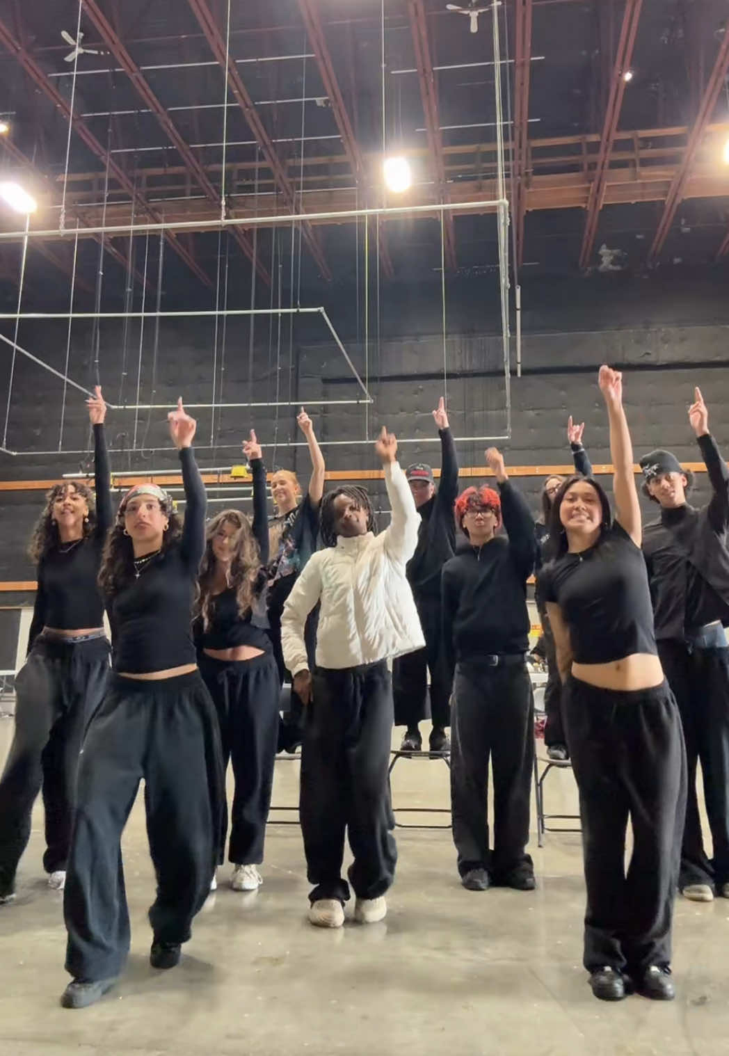 ASSEMBLE 🦸🏾‍♂️ @lyjuh @Eldonjcl @ren @kenny @kass @Jaayelm @MegLord @EMMA GEDDERT @makenziefrias dc: @Tokes #dance #rema #fyp #vancouver #azaman 