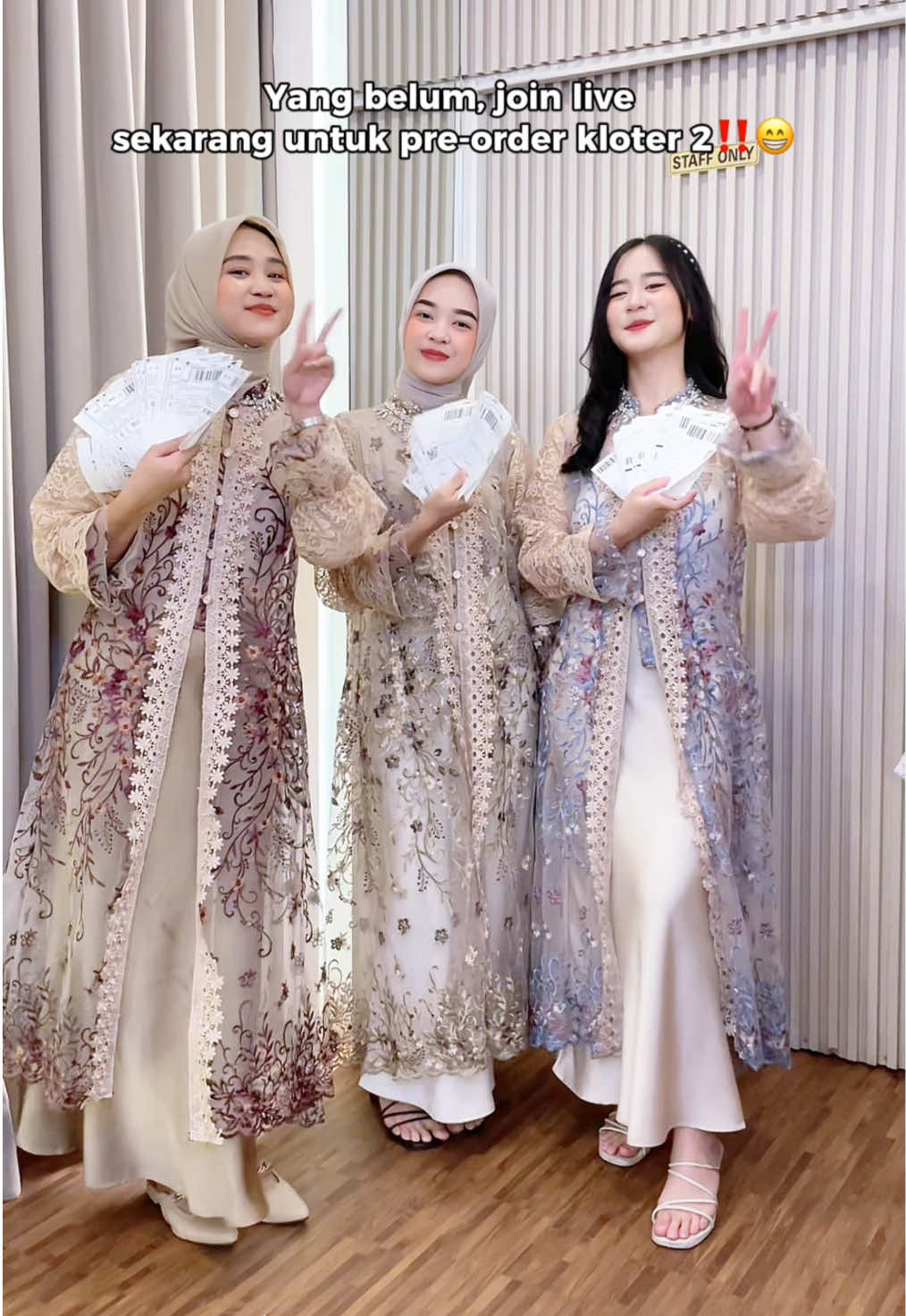 MasyaAllah sekali antusias kcj sisters yang ikut pre-order anida di kloter 1 ini ditunggu ya beb barangnya sampai, yang belum langsung join live untuk ikut pre order kloter 2 📍KCJ Indonesia : jl.kebon kacang 9 no.59, jakarta pusat 📍KCJ Boutique : jl.ambon no.15 , bandung #outfitraya #kcjindonesia #fyp #outfitkondangan #outfitwisuda 